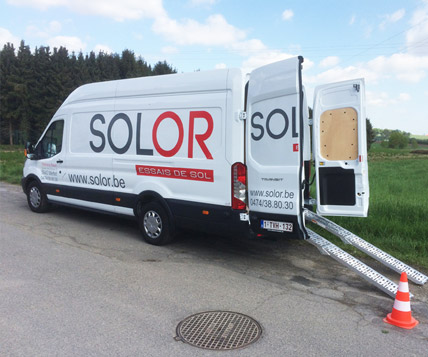 essai de sol ou sondage de sol ou étude géotechnique de sol révèle la portance de votre terrain